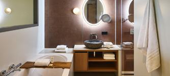 Safari Hotel Beekse Bergen - Savanne Room - tot 8 personen - 4 (slaap)kamers